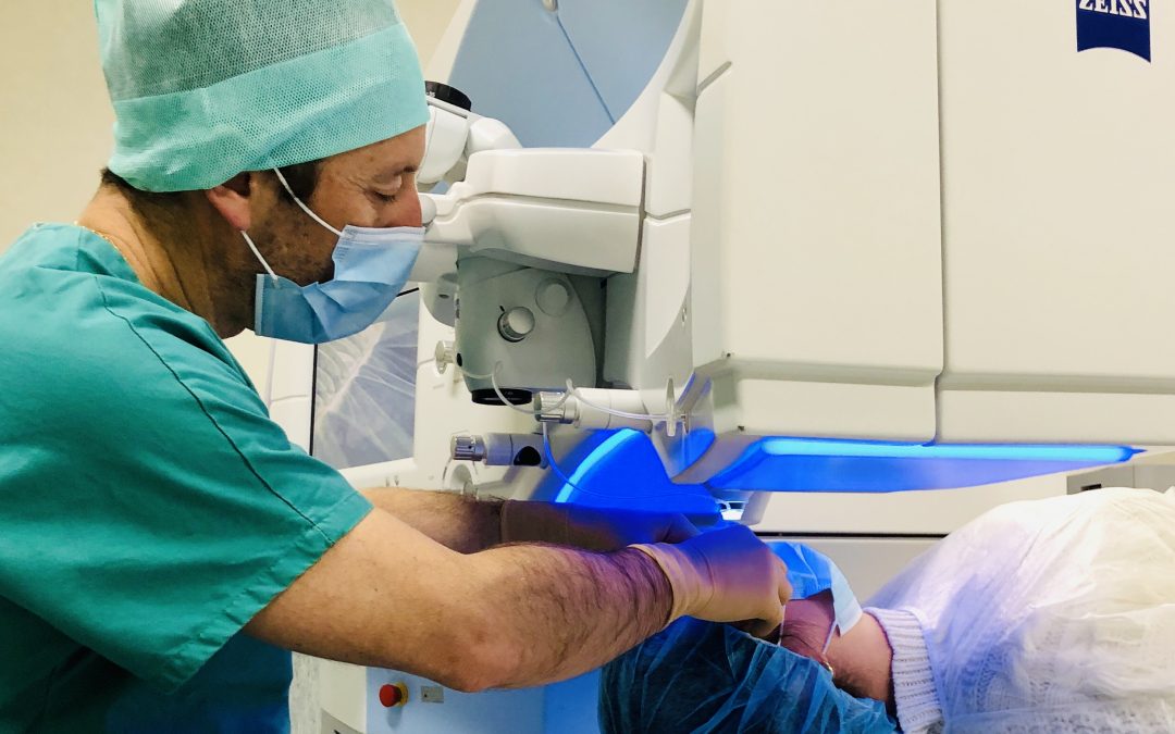 Comment se déroule l’intervention chirurgicale au laser pour hypermétropes ?